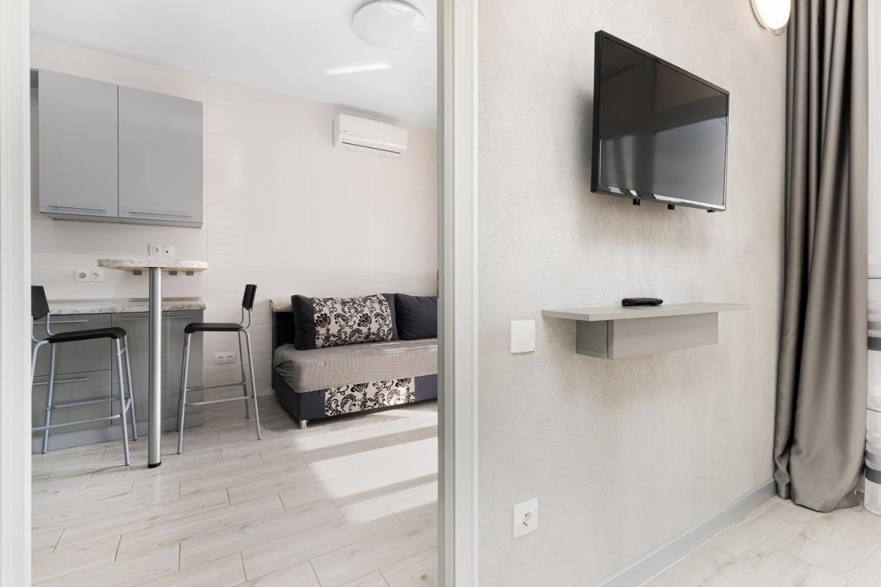 Pearl 44 Apartment With Terrace Odessa Dış mekan fotoğraf