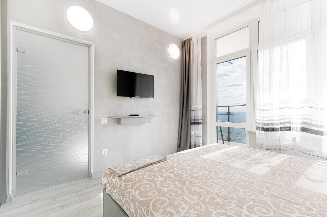 Pearl 44 Apartment With Terrace Odessa Dış mekan fotoğraf