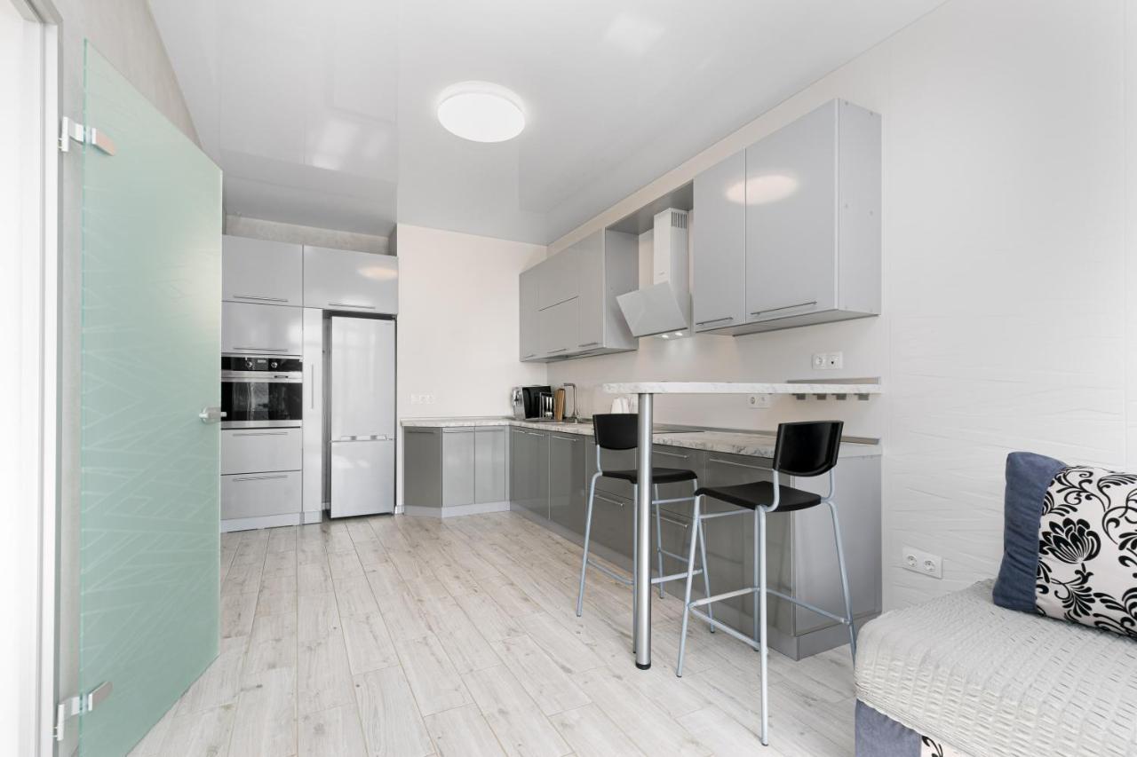 Pearl 44 Apartment With Terrace Odessa Dış mekan fotoğraf